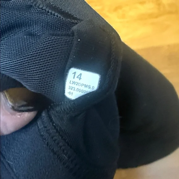 lululemon athletica Classic Black Sports Bra - Picture 3 of 3